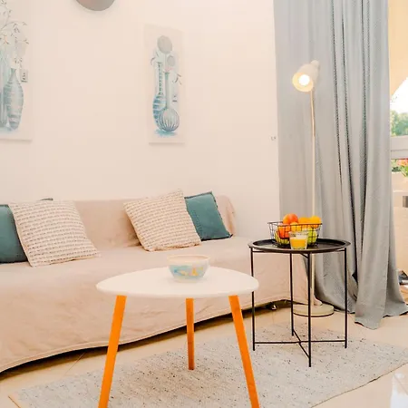Moderne Im Erdgeschoss Apartment *